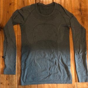 Lulu lemon long sleeve tee